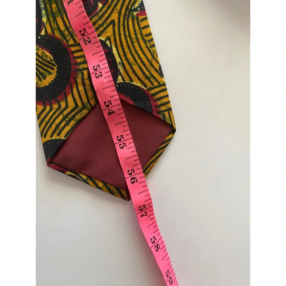 Vintage Banana Republic Safari & Travel Co Mens Cotton Tie Yellow Wax Print USA